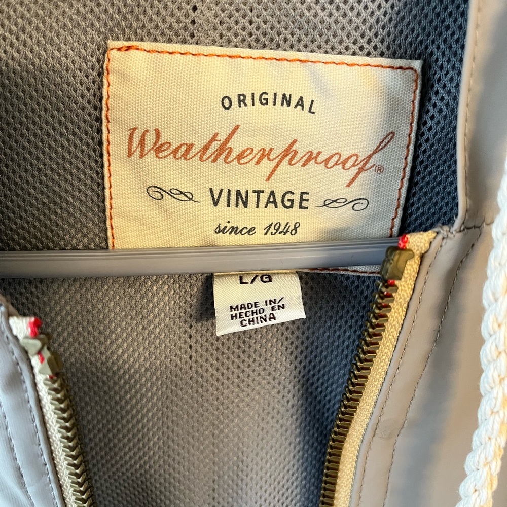 Jacket - Picture 3 of 4